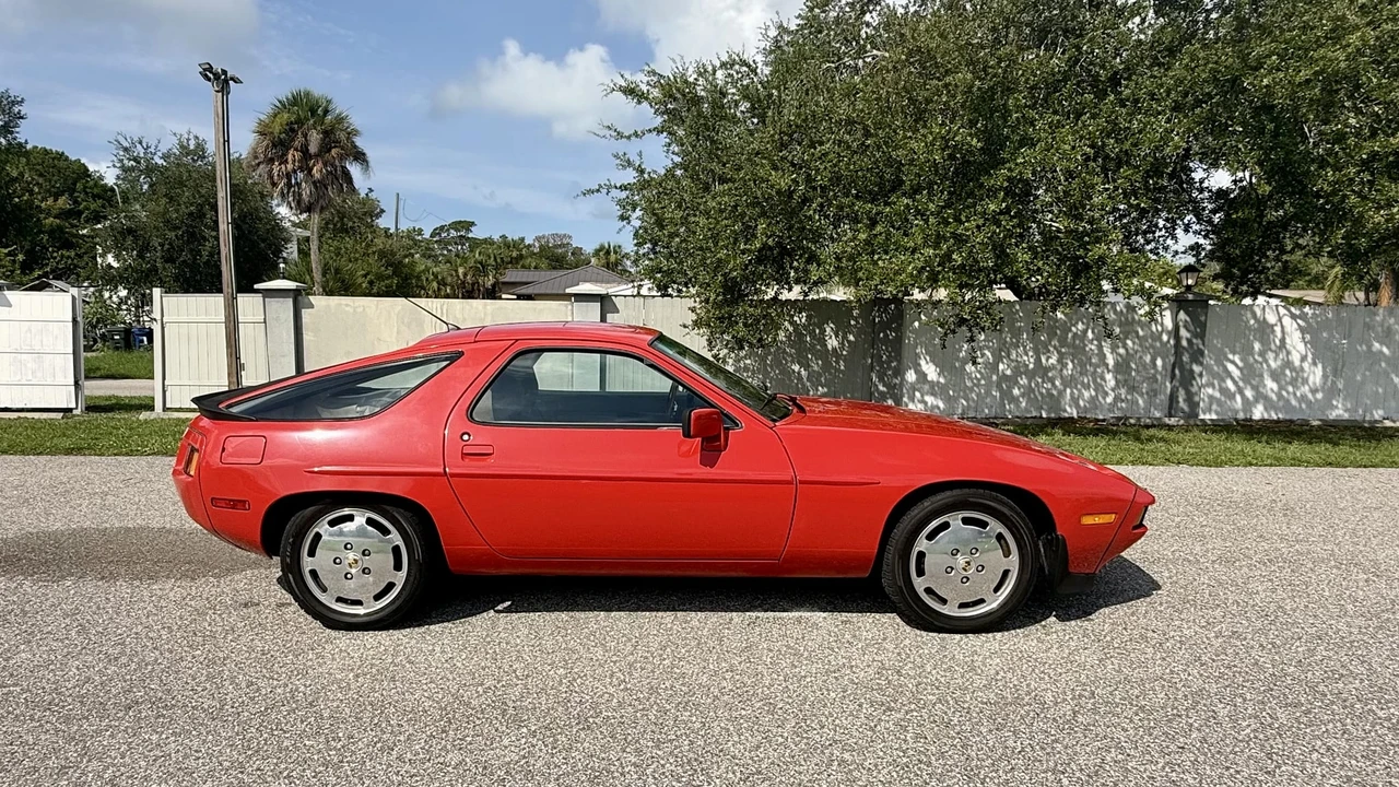 1983 Porsche 928 S - Image 15 of 31