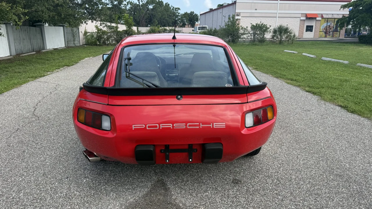 1983 Porsche 928 S - Image 21 of 31