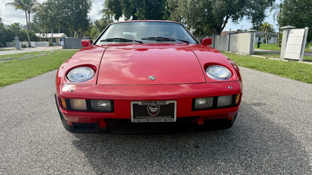 1983 Porsche 928 S - Image 7 of 31