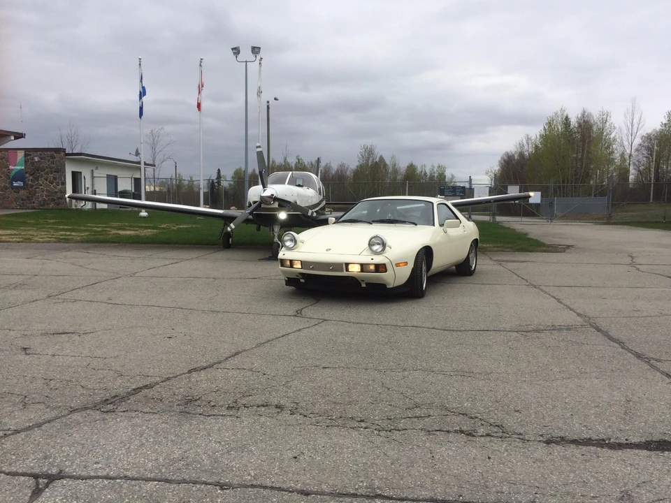 1983 Porsche 928 S - Image 2 of 31