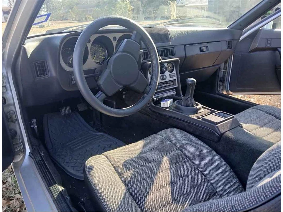1983 Porsche 944 - Image 4 of 9