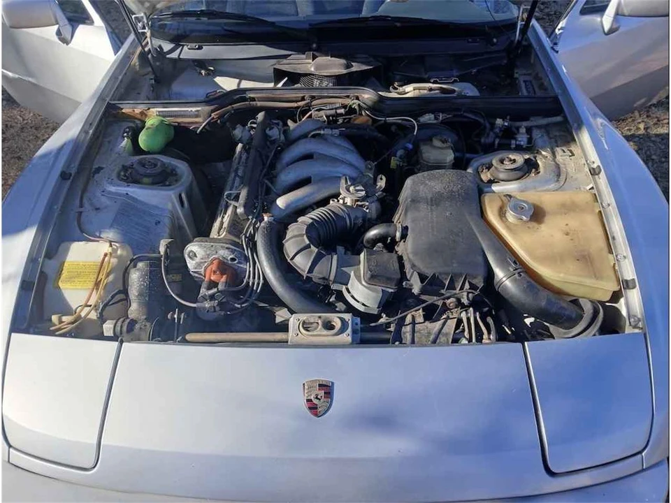 1983 Porsche 944 - Image 8 of 9