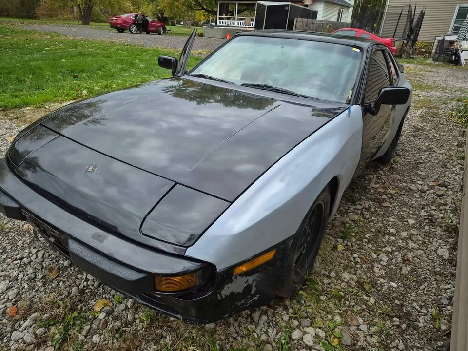 1983 Porsche 944 - Image 2 of 8