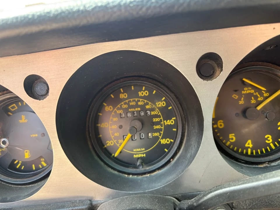 1983 Porsche 944 - Image 6 of 6