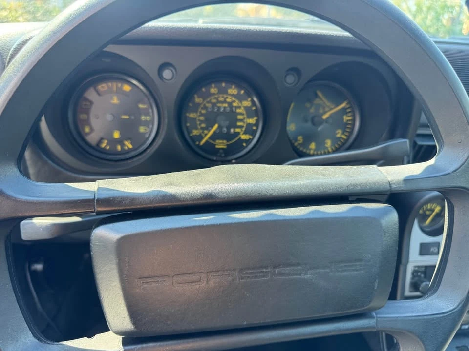 1983 Porsche 944 - Image 8 of 10