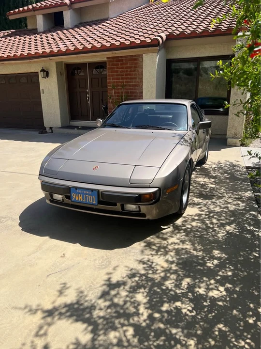 1983 Porsche 944 - Image 2 of 9