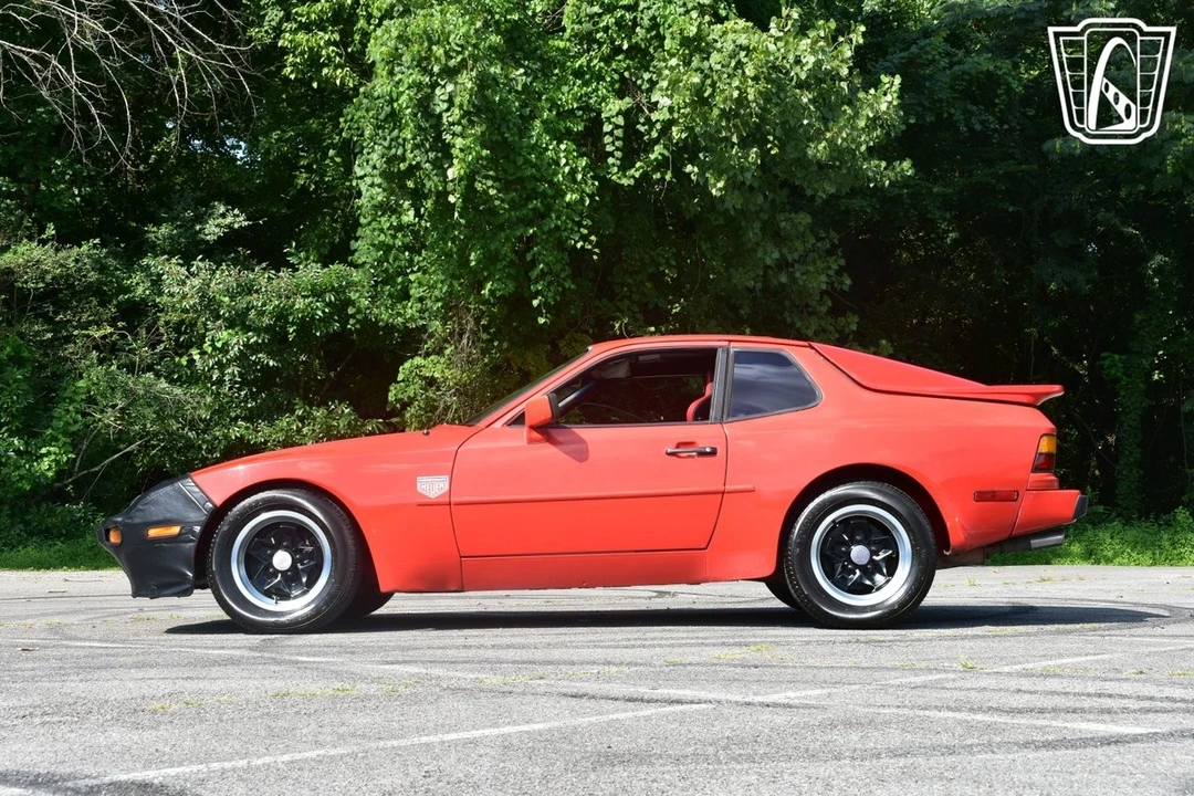 1983 Porsche 944 - Image 9 of 12