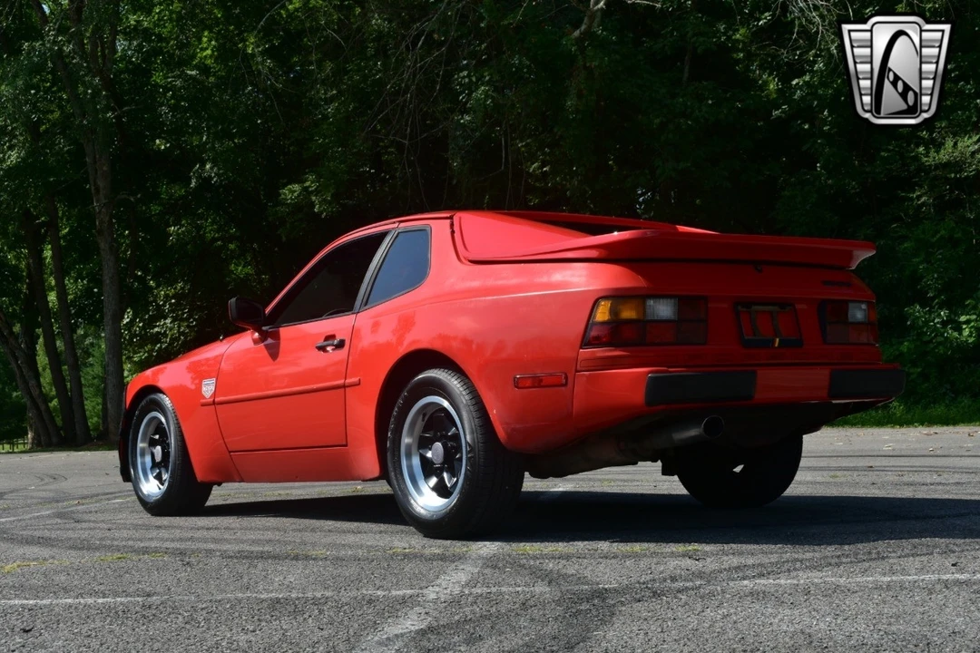 1983 Porsche 944 - Image 4 of 12