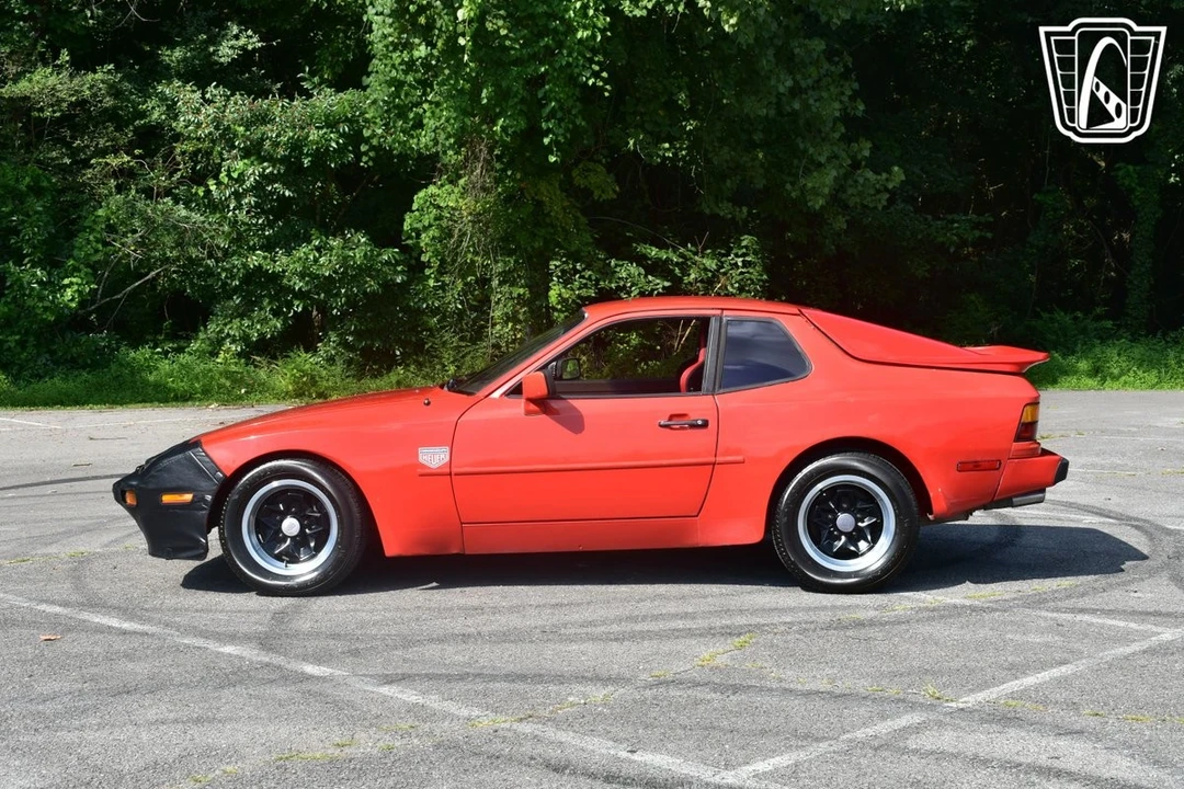 1983 Porsche 944 - Image 8 of 12