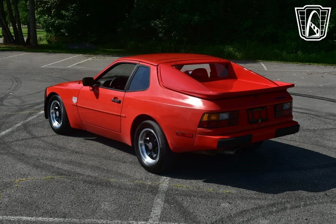 1983 Porsche 944 - Image 11 of 21