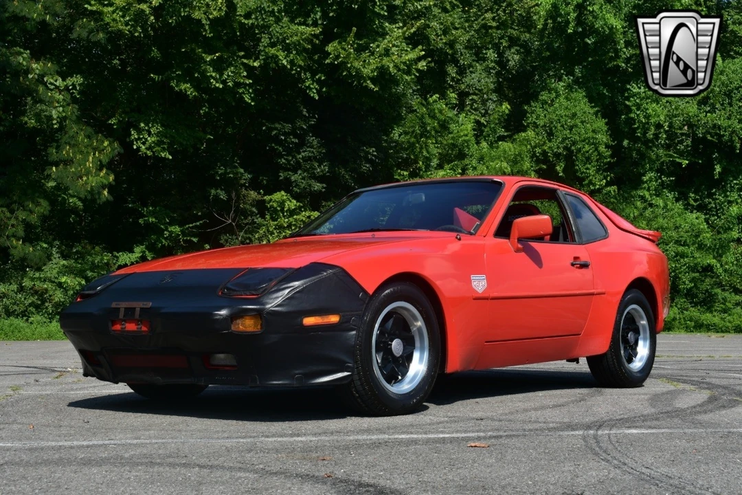 1983 Porsche 944 - Image 3 of 12