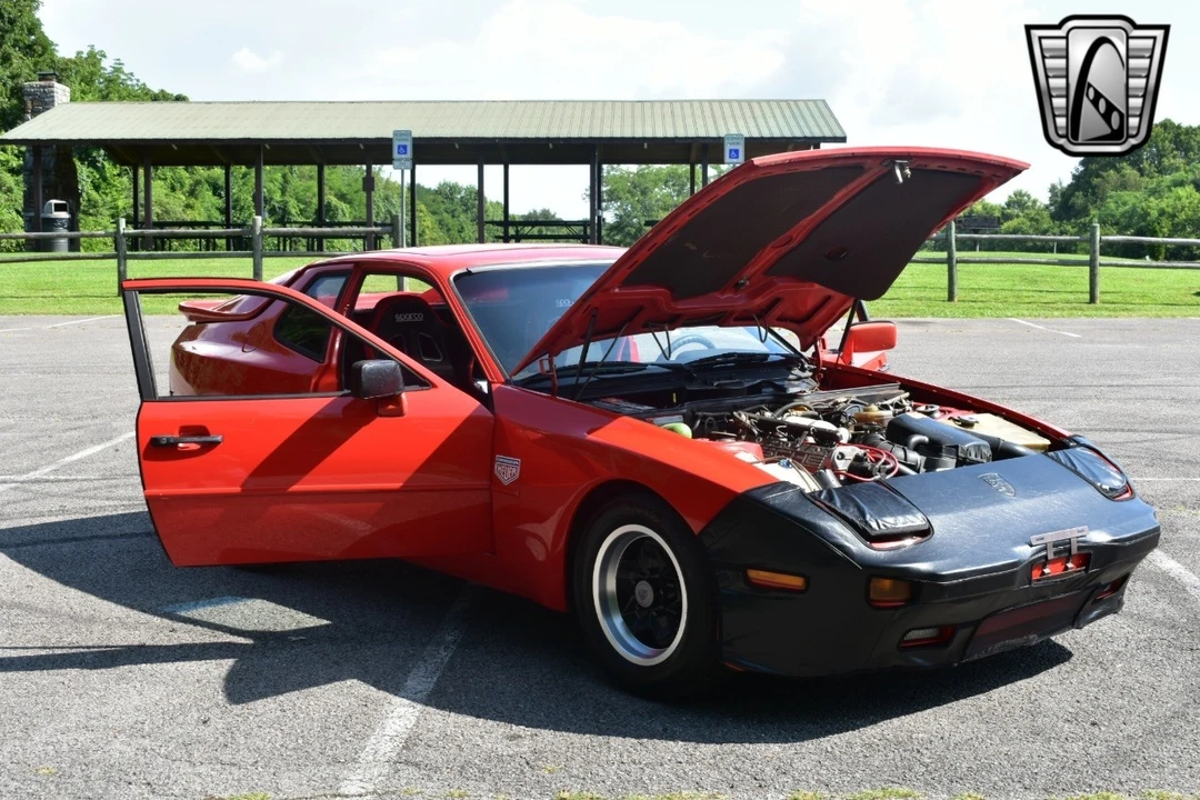 1983 Porsche 944 - Image 11 of 12