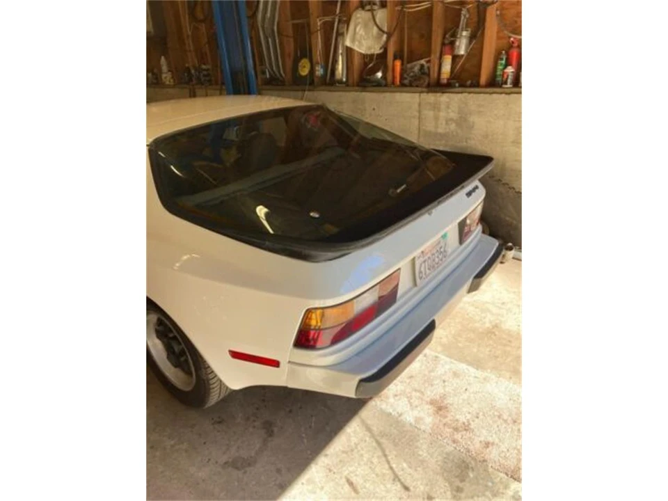 1983 Porsche 944 - Image 10 of 24