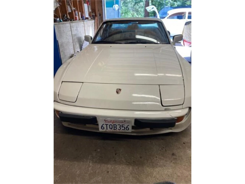 1983 Porsche 944 - Image 4 of 24