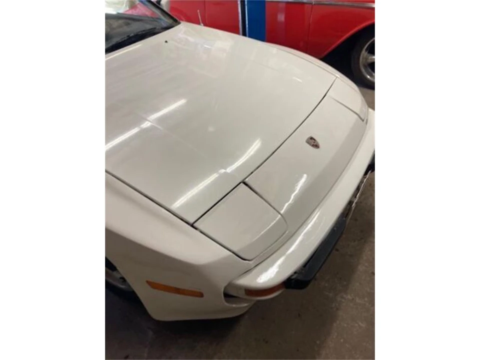 1983 Porsche 944 - Image 14 of 24