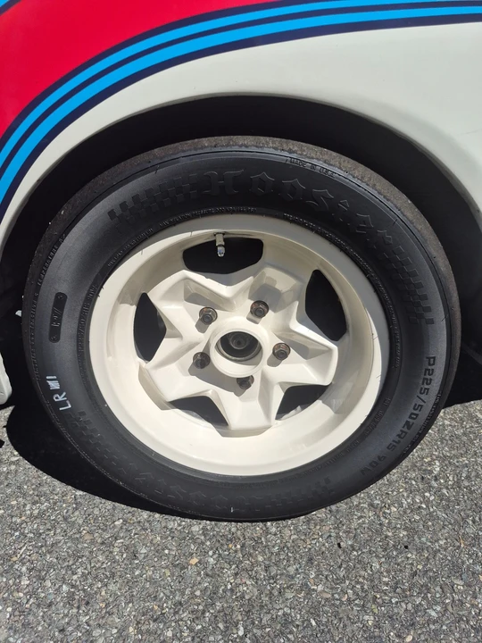 1983 Porsche 944 - Image 22 of 31