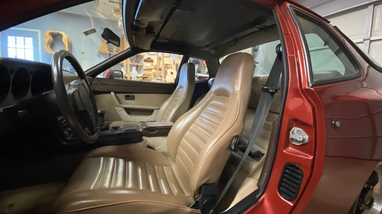 1983 Porsche 944 - Image 10 of 25