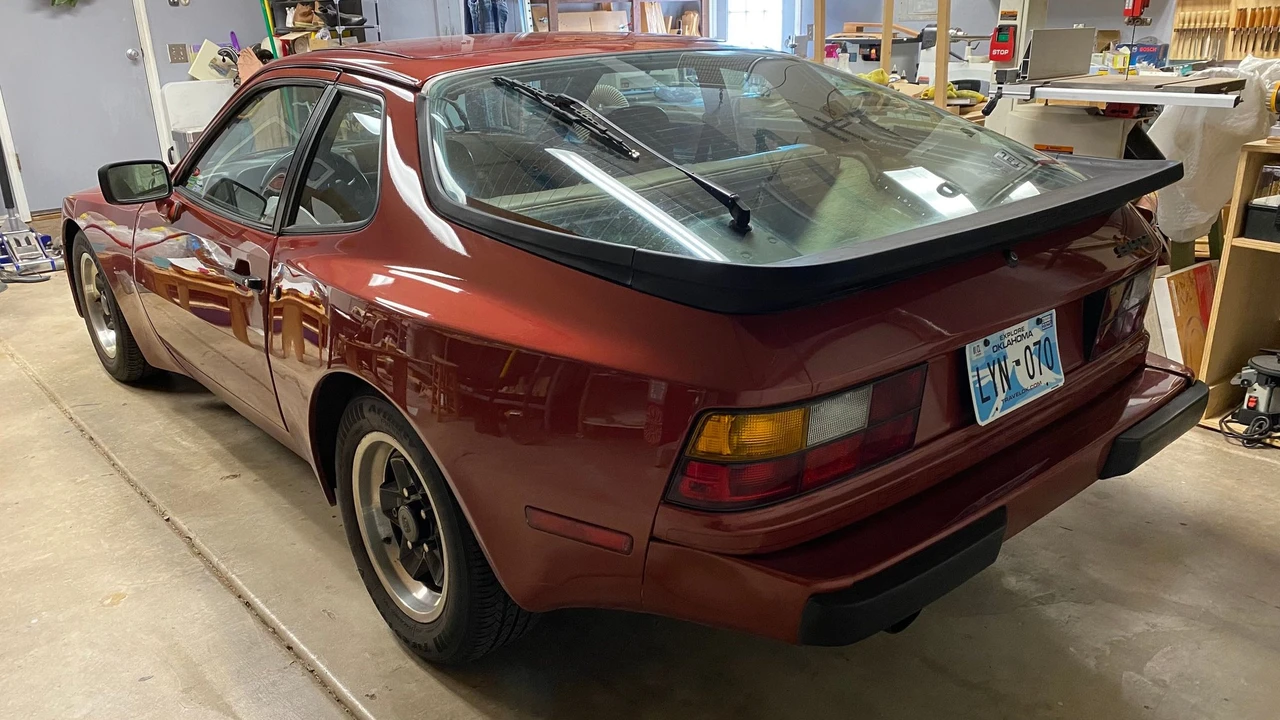1983 Porsche 944 - Image 7 of 25