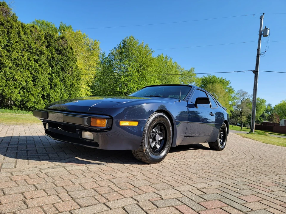 1983 Porsche 944 - Image 2 of 31