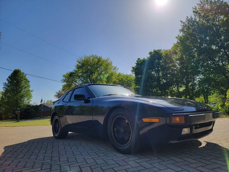 1983 Porsche 944 - Image 14 of 31