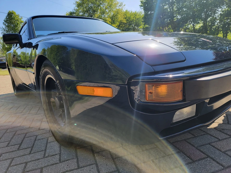 1983 Porsche 944 - Image 15 of 31