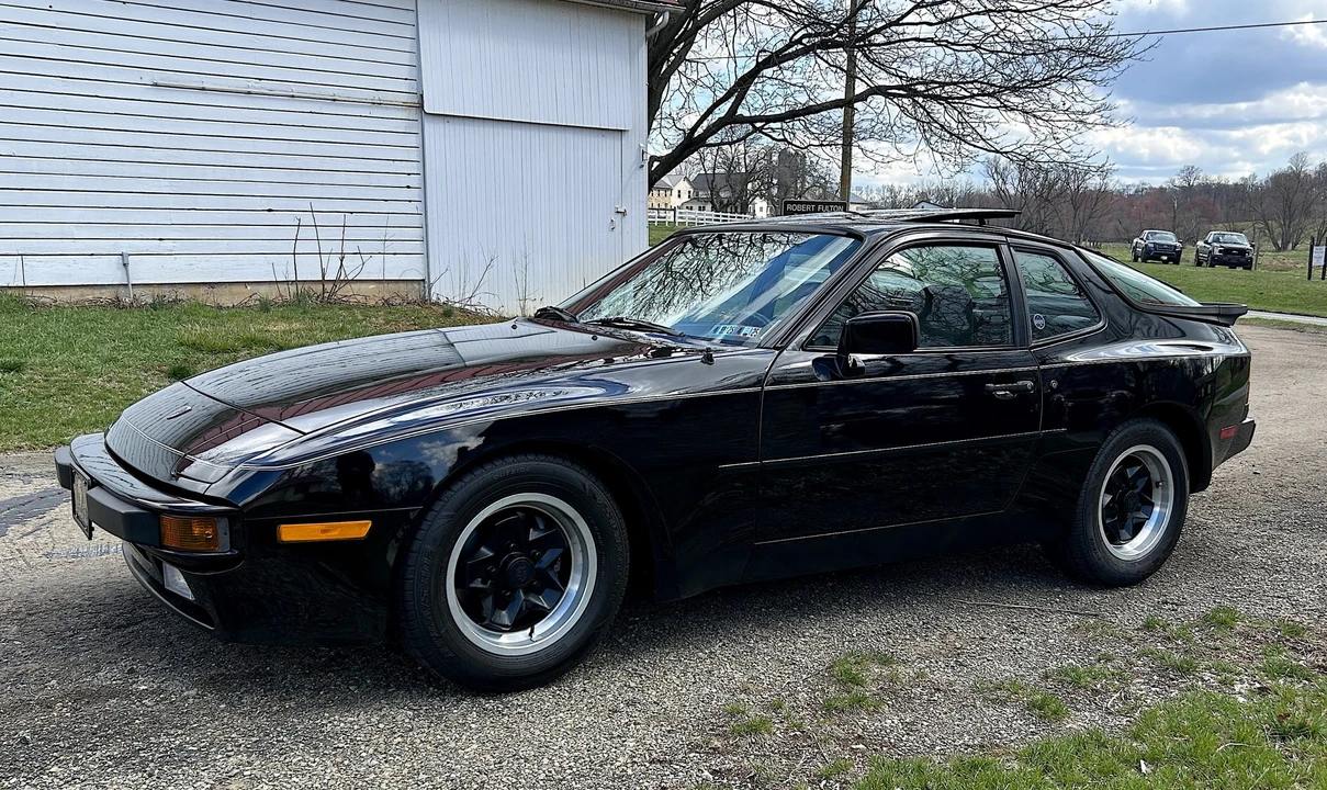 1983 Porsche 944 - Image 17 of 31