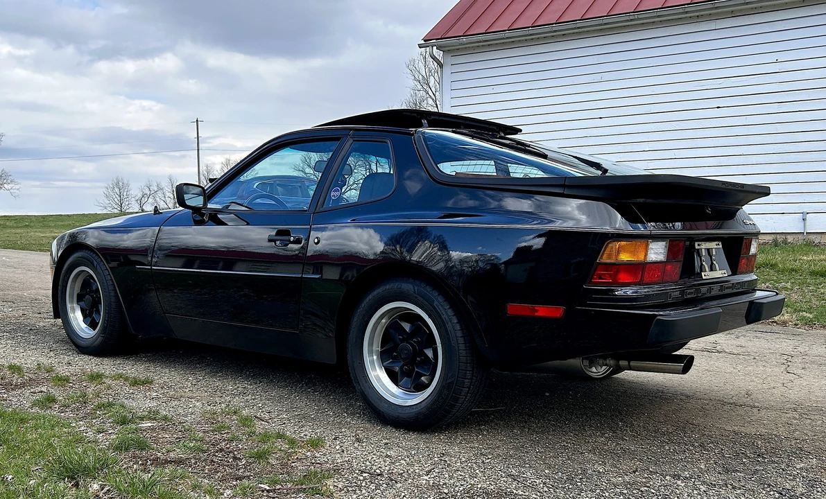 1983 Porsche 944 - Image 14 of 31