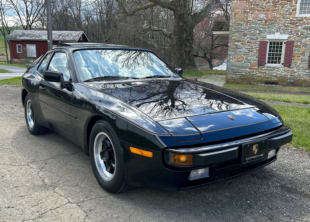 1983 Porsche 944 - Image 6 of 31