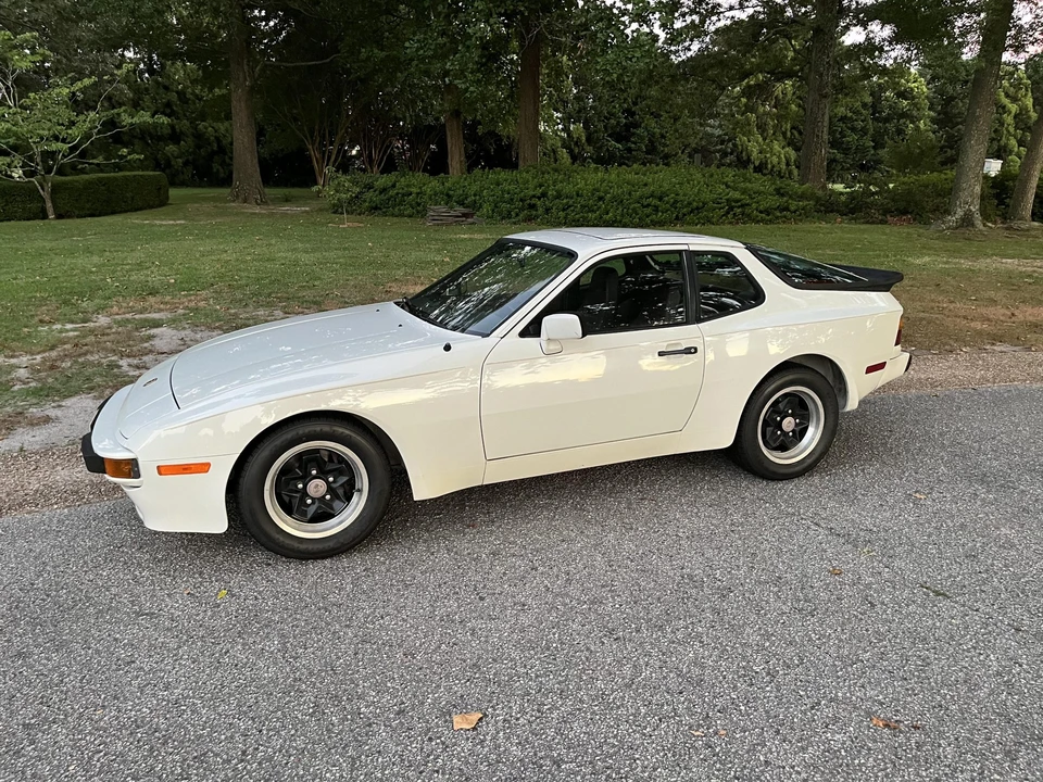 1983 Porsche 944 - Image 7 of 31