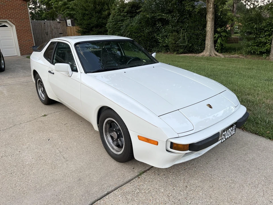 1983 Porsche 944 - Image 18 of 31