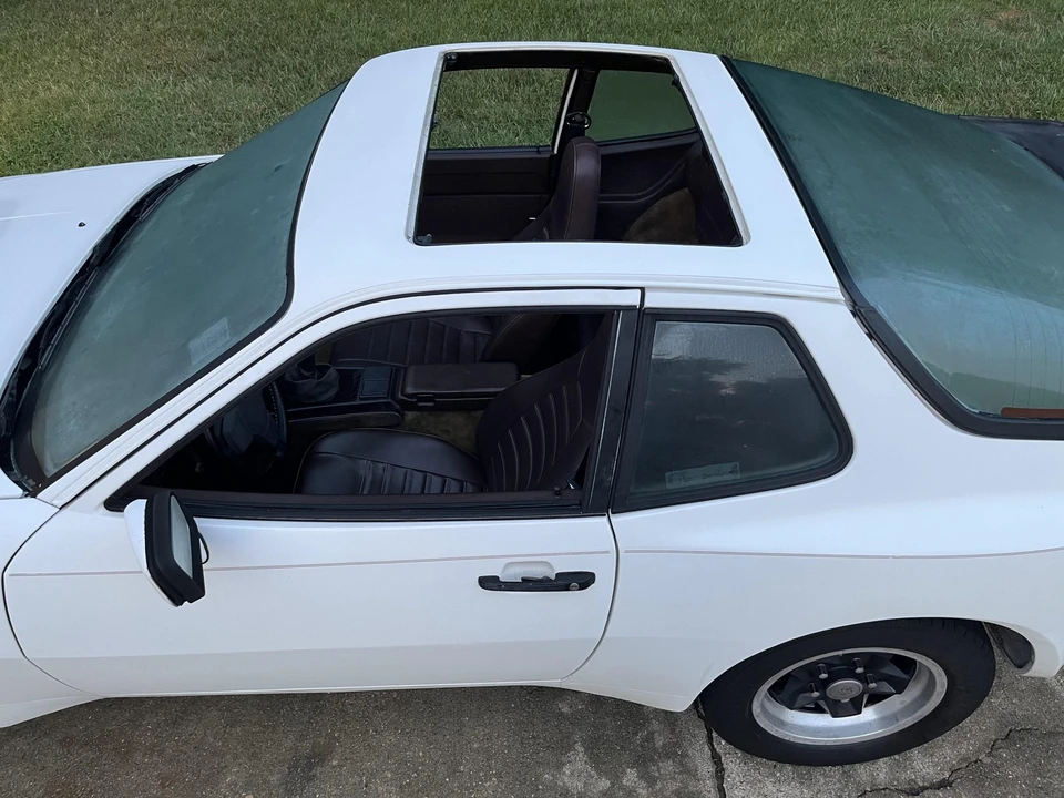 1983 Porsche 944 - Image 19 of 31