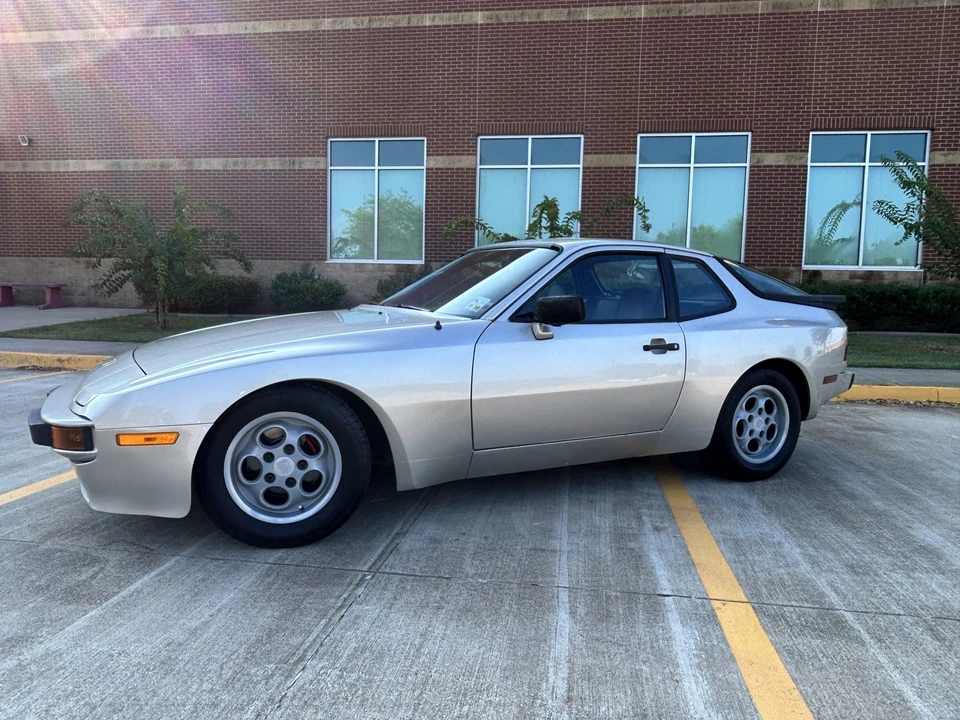 1983 Porsche 944 - Image 21 of 31