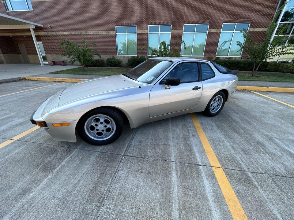 1983 Porsche 944 - Image 20 of 31