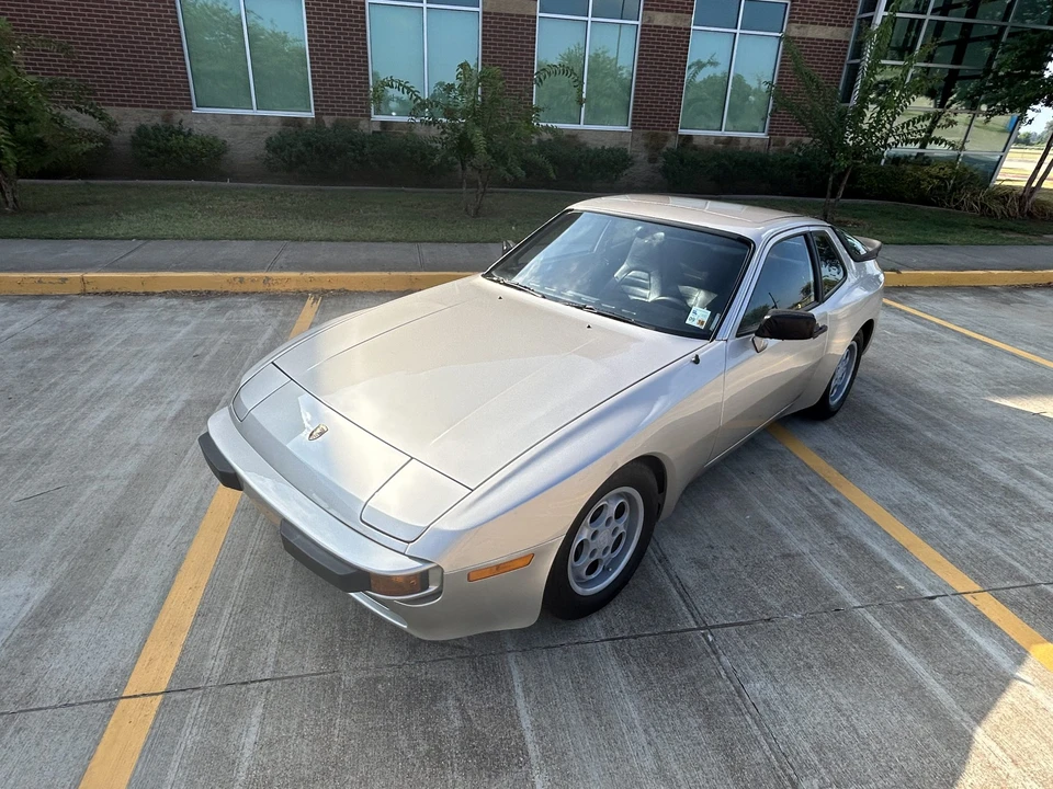 1983 Porsche 944 - Image 22 of 31