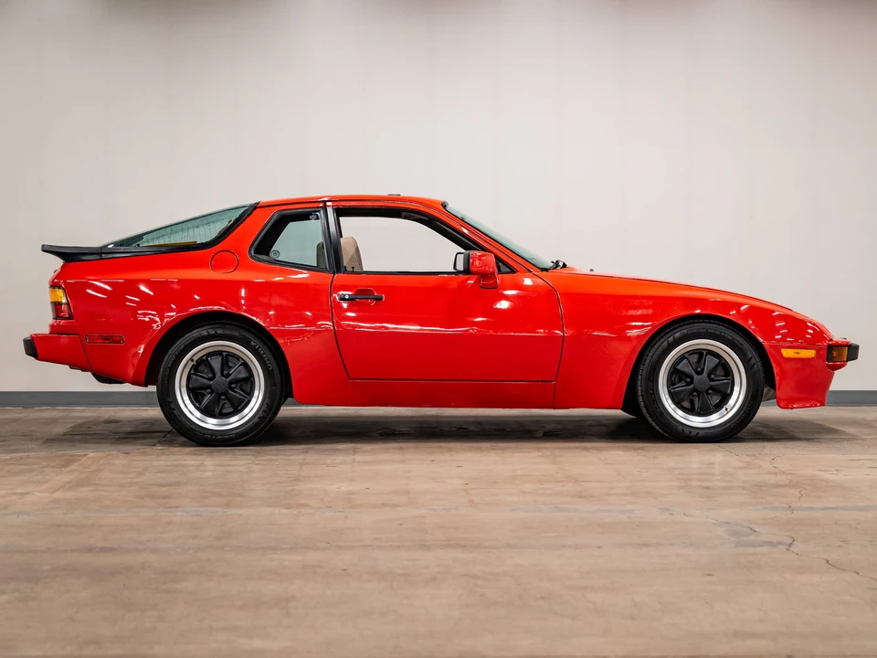 1983 Porsche 944 - Image 25 of 31