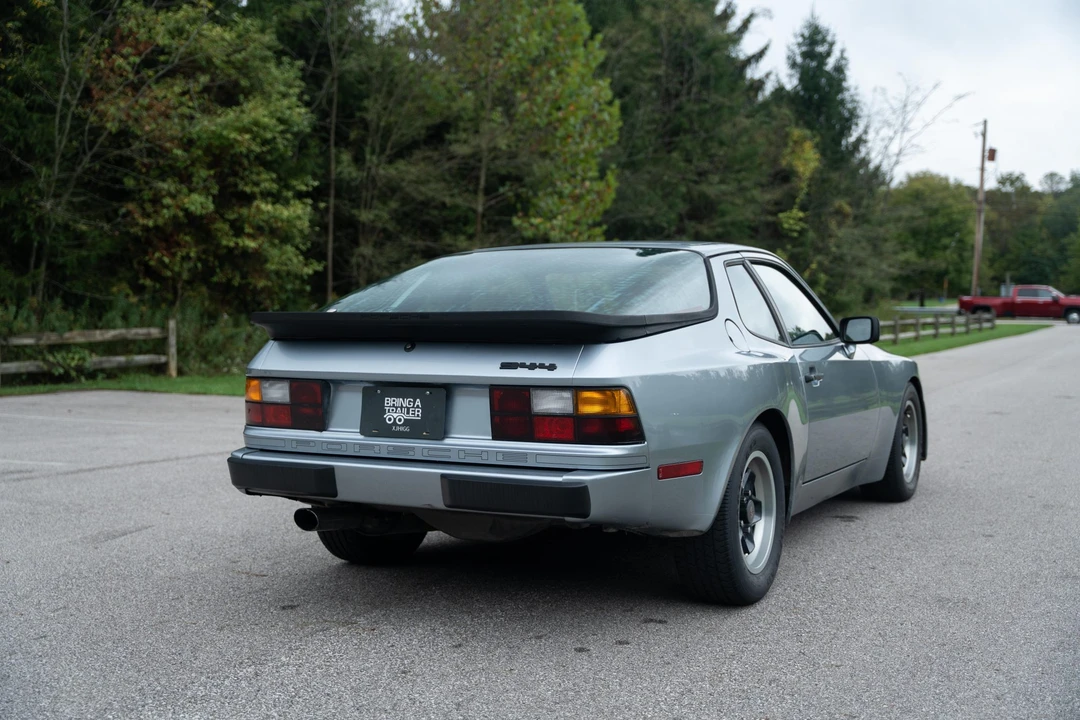 1983 Porsche 944 - Image 28 of 31