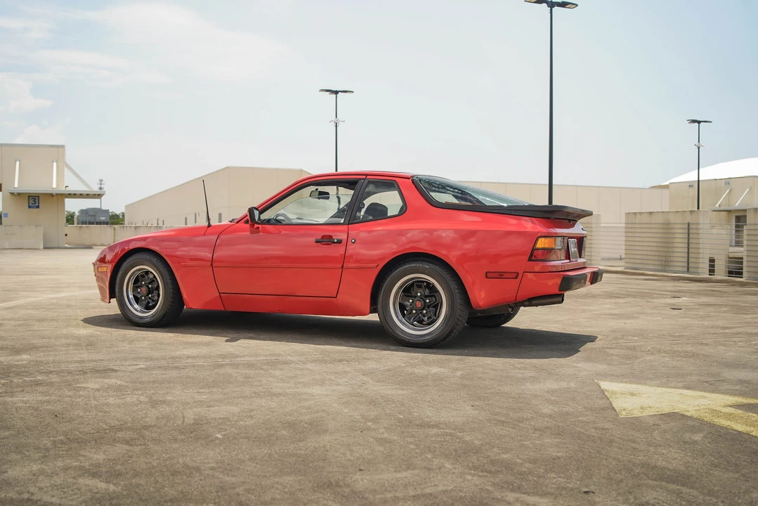 1983 Porsche 944 - Image 6 of 31