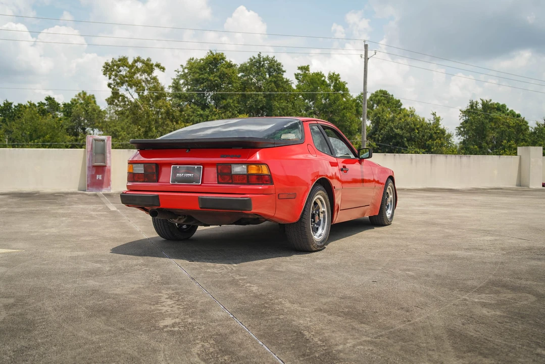 1983 Porsche 944 - Image 9 of 31
