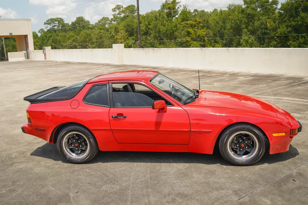 1983 Porsche 944 - Image 22 of 31