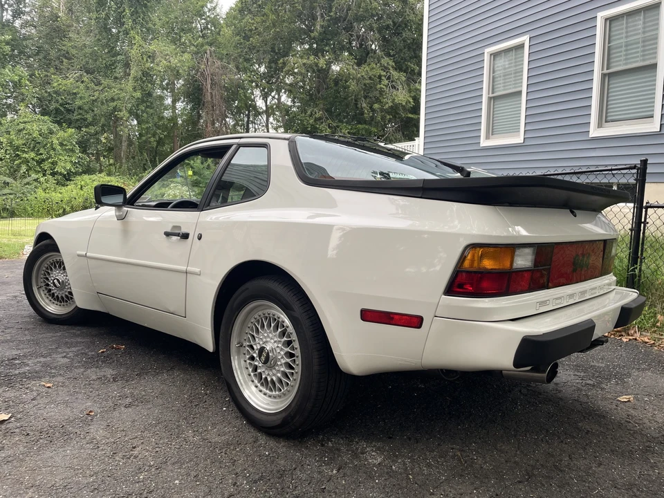 1983 Porsche 944 - Image 4 of 31