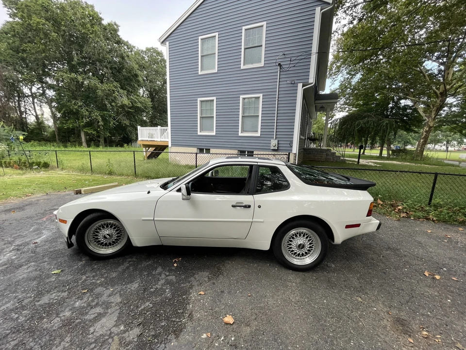 1983 Porsche 944 - Image 3 of 31