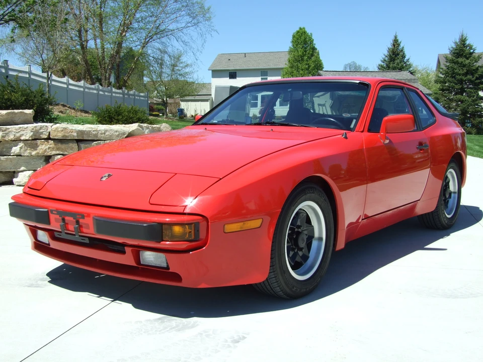 1983 Porsche 944 - Image 4 of 31
