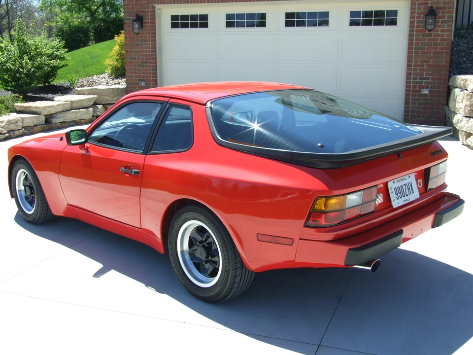 1983 Porsche 944 - Image 9 of 31