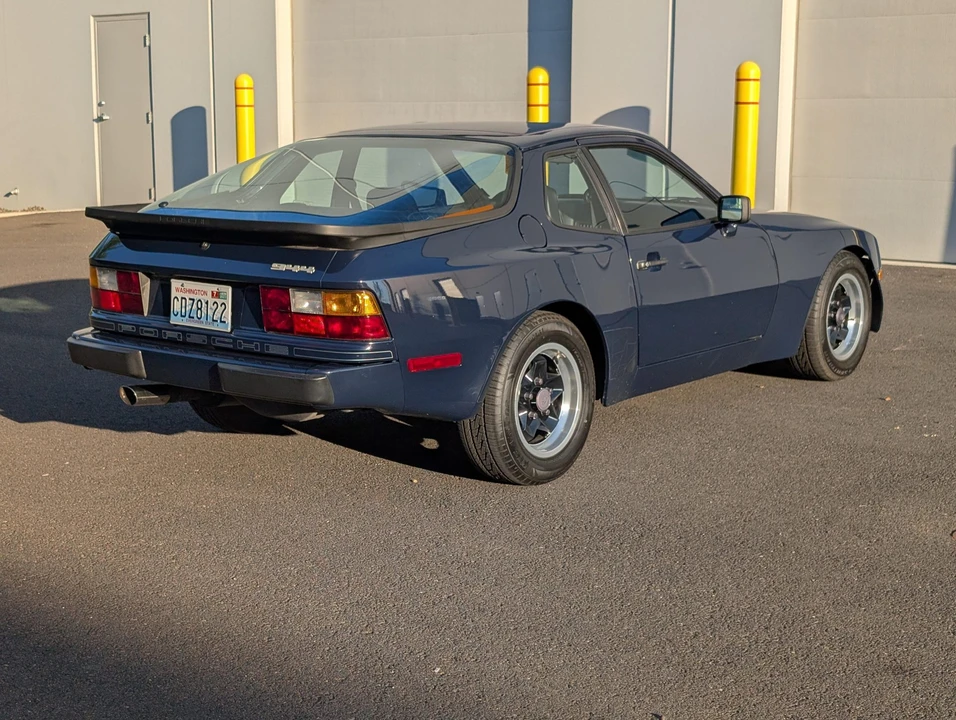 1983 Porsche 944 - Image 28 of 31