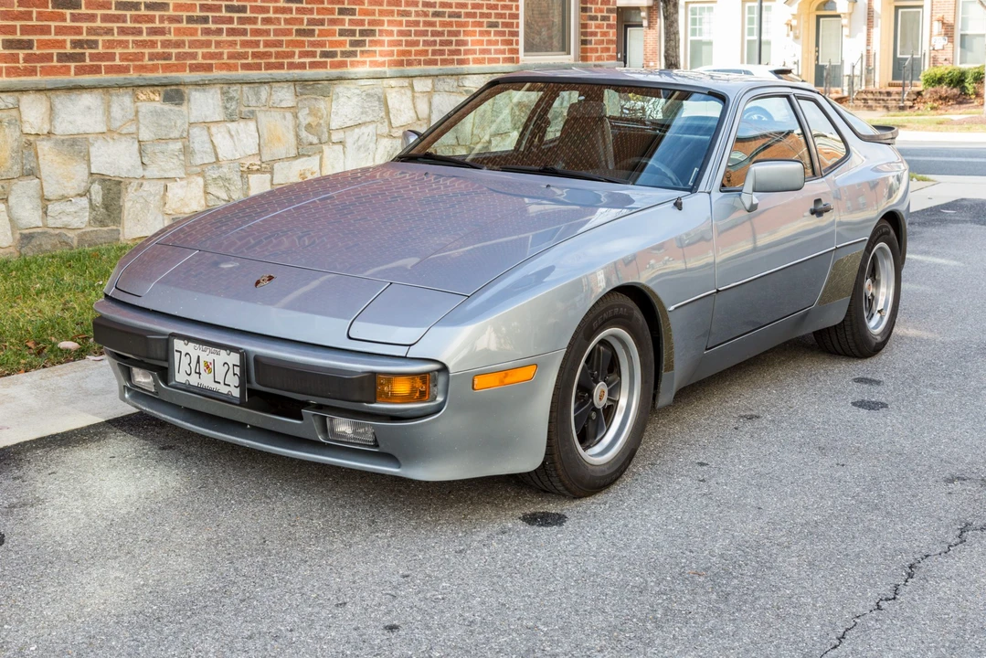 1983 Porsche 944 - Image 3 of 31