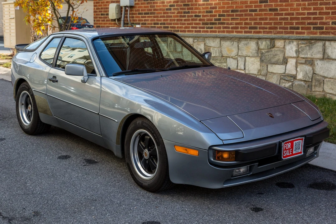 1983 Porsche 944 - Image 13 of 31