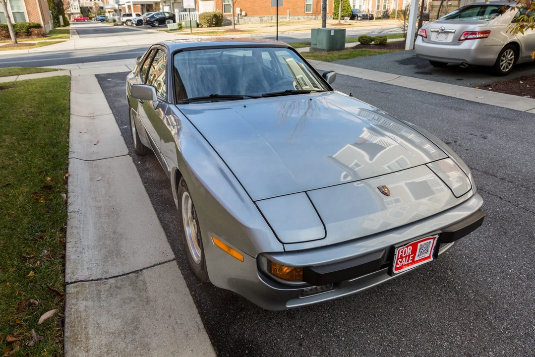 1983 Porsche 944 - Image 12 of 31