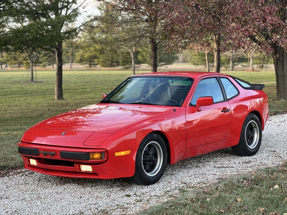 1983 Porsche 944 - Image 4 of 31