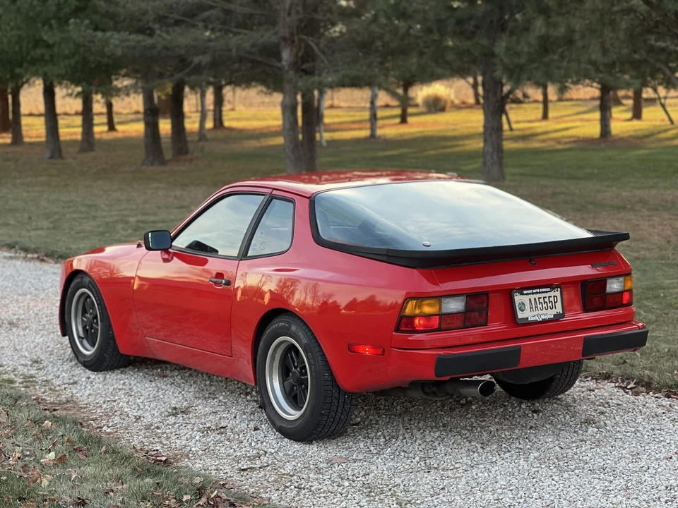 1983 Porsche 944 - Image 17 of 31