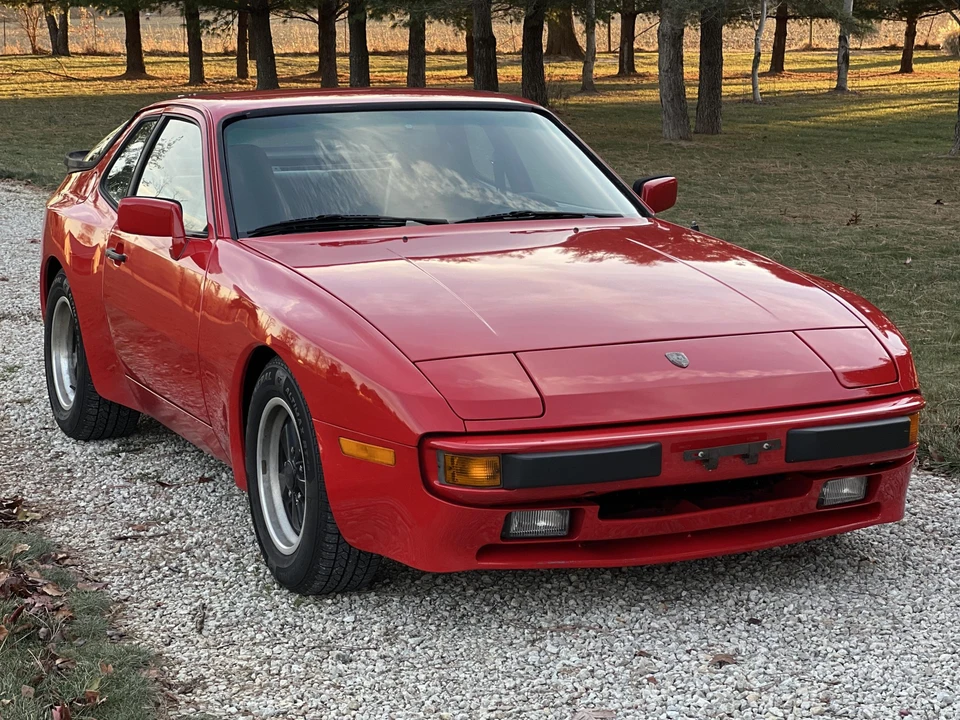 1983 Porsche 944 - Image 9 of 31
